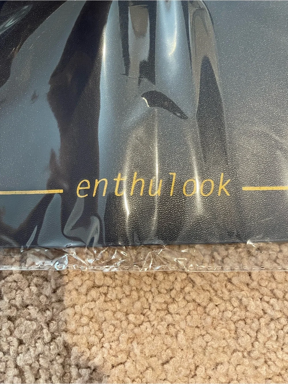 ENTHULOOK Waterproof/ Stain Resistant Placemats Dining Table Set of 6